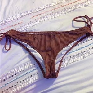 Bikini bottoms